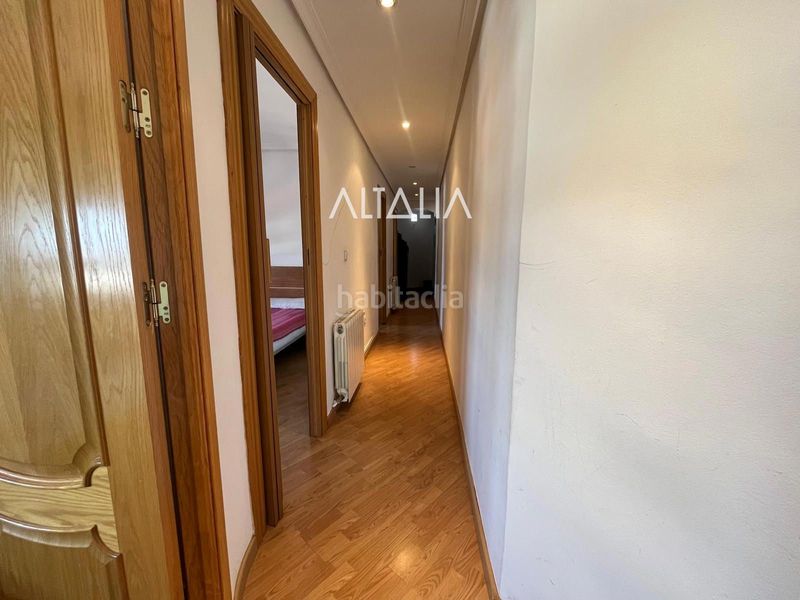 Foto fb4dcbe9-cf50-4741-ab24-db48f24e7aa2. Piso en Centro Cuenca