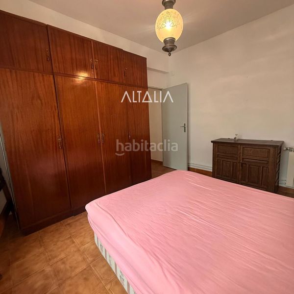 Foto 912a59d8-6c44-4c49-bf2d-530cb8f49c6d. Rent flat with heating in Centro Cuenca