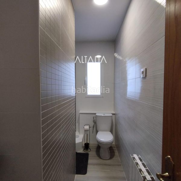Foto 73d18f67-868a-4d18-bedf-8b5e32c36523. Rent flat with heating in Centro Cuenca