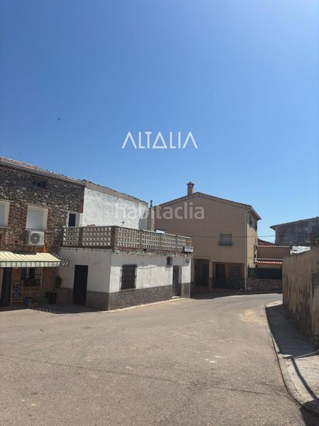 Foto 039384fd-b4e1-43d9-be77-1378b3c7ac9a. Casa amb calefacció aparcament a Castejón