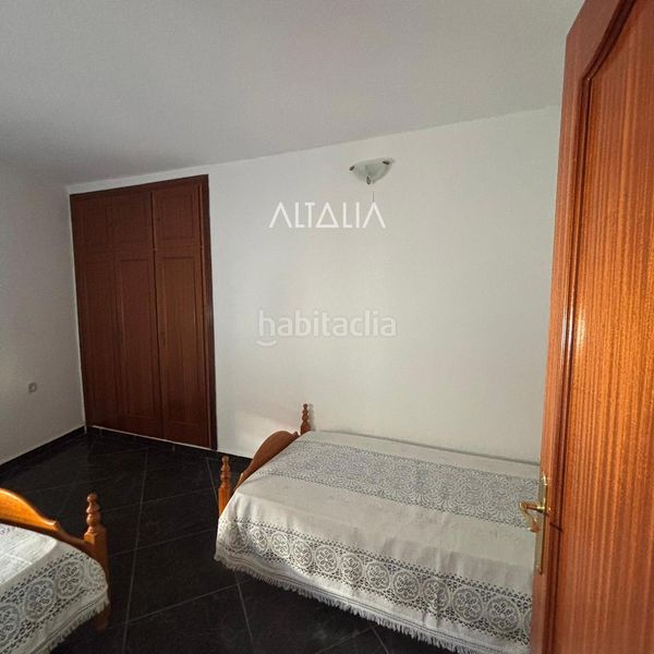 Foto 1d0a9ad6-bfb4-4c7e-83aa-e4ff8c86381a. Casa amb calefacció aparcament a Castejón