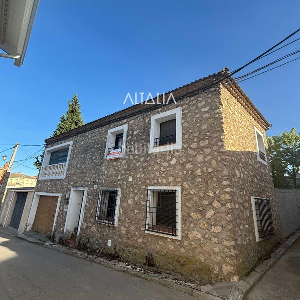 Foto 5688d7de-3e2b-4c04-b297-898f1baf472d. Casa amb calefacció aparcament a Castejón