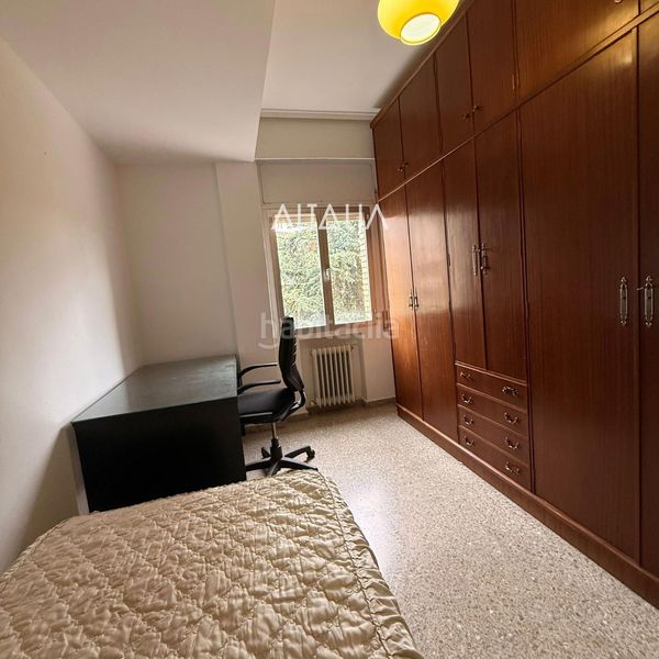 Foto 12942ddc-1073-426e-8a4e-989bd424a1cf. Alquiler piso  en alquiler en Centro Cuenca