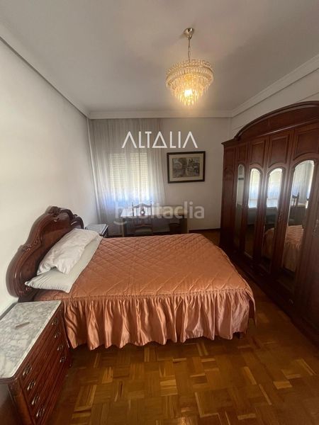 Foto 277be6d9-097e-4dee-ab15-e844489bbd8a. Rent flat with heating in Centro Cuenca