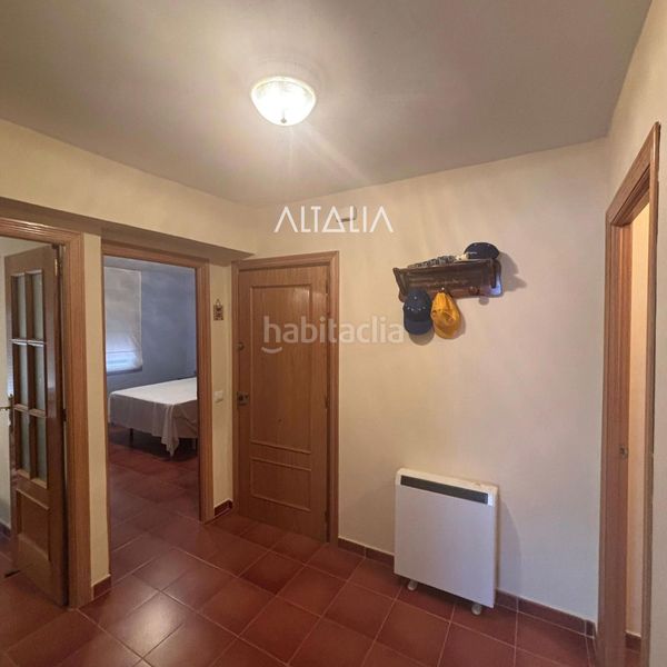 Foto cf3f5739-1fa3-4606-b11e-b193343b7da0. Pis amb aparcament a Poyatos