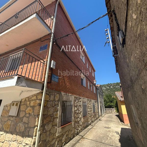 Foto e9820ff7-e8f2-485b-8d13-eb5e07766d71. Pis amb aparcament a Poyatos
