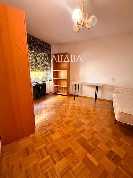 Foto d6f8fa55-f365-4bf8-8924-695ca1c4f0a6. Miete etagenwohnung mit heizung parking in Centro Cuenca