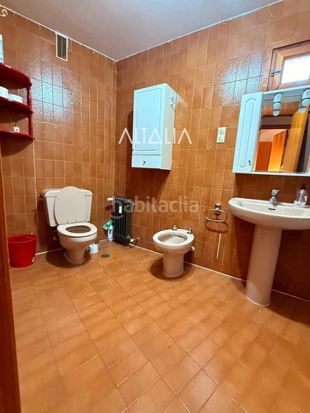 Foto 9f68339b-cf6c-43c2-9366-db33c15fac2e. Rent flat with heating parking in Centro Cuenca