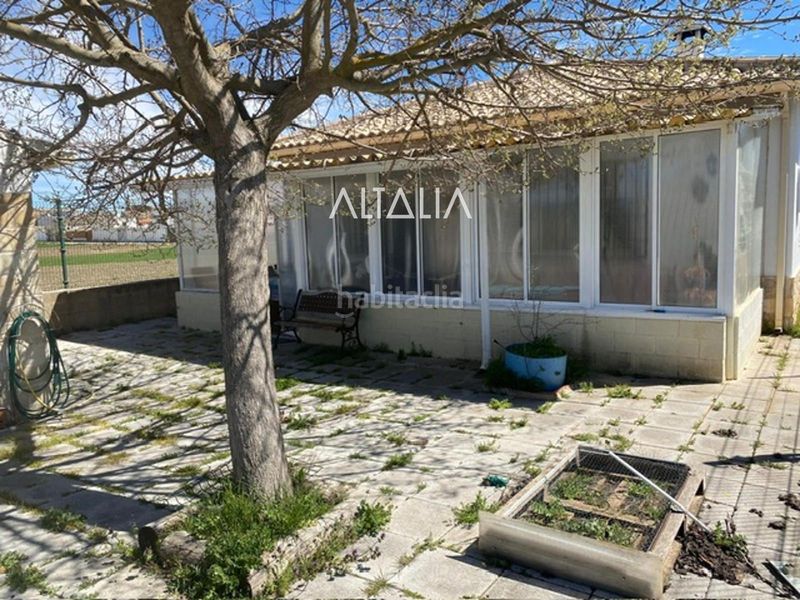 Foto 2e45f3a7-b6e4-4760-9580-6fc9f3943987. Casa adossada amb aparcament a Hontanaya