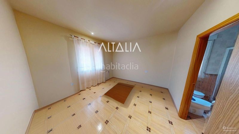 Foto 6ba7aa19-6ed5-4557-9681-508837587569. Casa adossada amb aparcament a Hontanaya