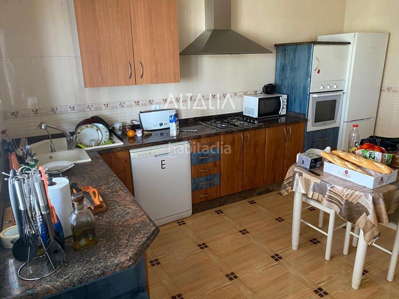 Foto d8c1fa5f-26a1-4b90-9335-b63649224f1a. Casa adossada amb aparcament a Hontanaya