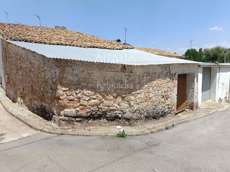 Foto eda317ad-77a2-4e08-ade0-6efa01ff44e7. Casa amb aparcament a Sotorribas