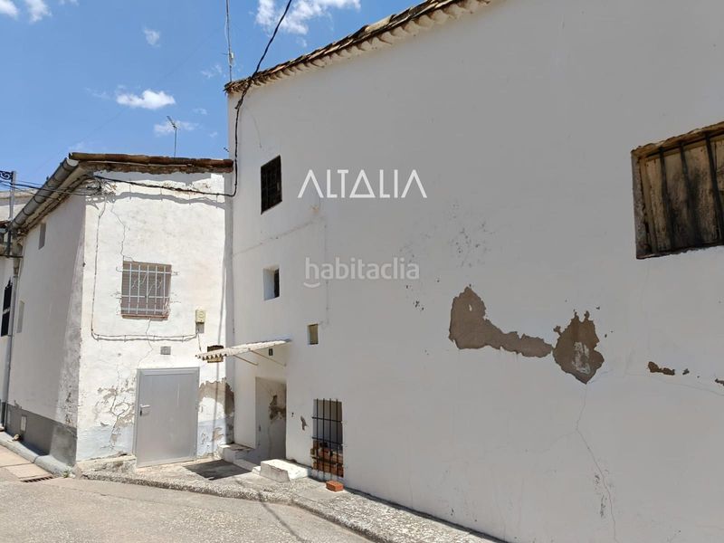 Foto f5e197fa-72e5-49e3-9e5e-daf693c36c23. Casa amb aparcament a Sotorribas