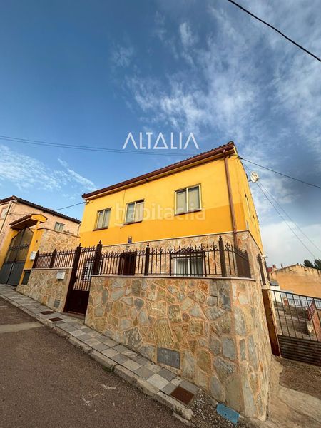 Foto 8cb033f0-69cd-4090-8747-4c2ed19f4aae. Casa  en venta en Mariana
