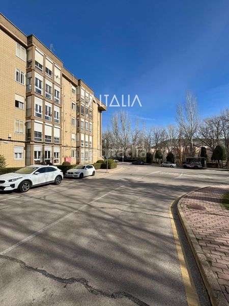 Foto 40400b7d-fdee-413c-b486-c52ec337a105. Flat in Alameda Cuenca