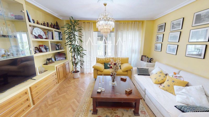 Foto d4705d45-ce86-4c76-b1b0-ac24454b3442. Flat in Alameda Cuenca