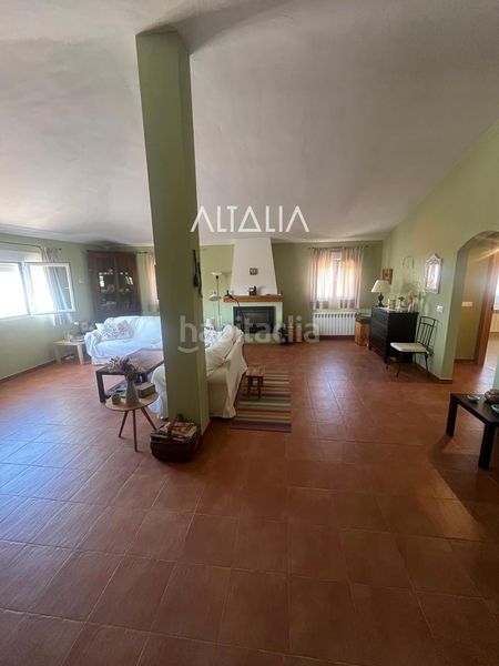 Foto 407ebf8a-b1de-4732-b503-52ee270e824e. Casa amb calefacció aparcament a Torrejoncillo del Rey