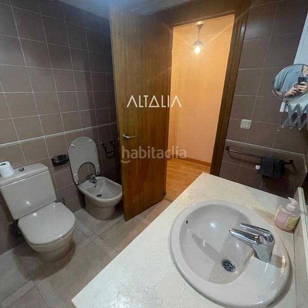 Foto d65e3d9d-4a7d-4133-b630-3356c941a1b7. Casa a Casco Histórico Cuenca