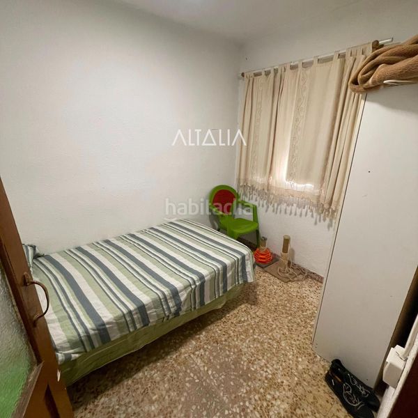 Foto 1b54fa92-f554-4640-a70f-d1da9e8c9ce6. Casa adossada a Reyes Católicos - Paseo de San Antonio Cuenca
