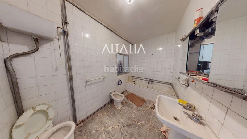 Foto 0e09eb6d-90e8-4419-a71c-a35f2a75c972. Casa amb aparcament a Poyatos
