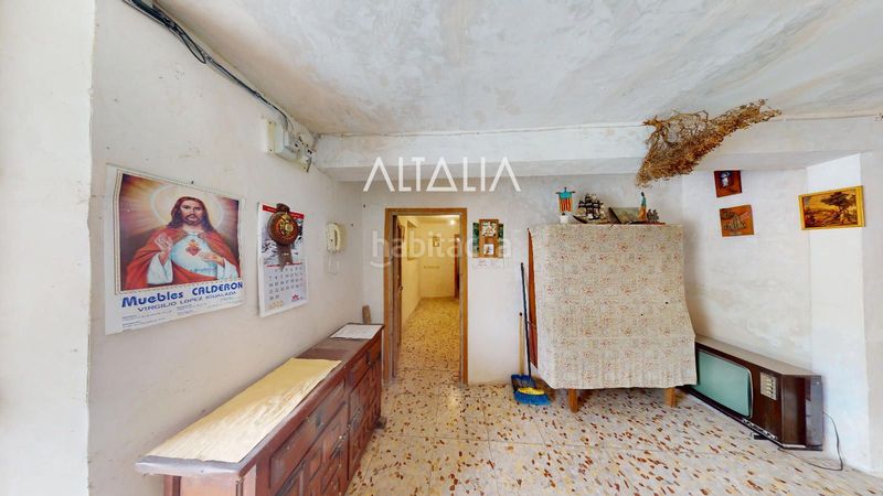 Foto 7ac7e801-0830-49ae-b514-69ba55bbb557. Casa amb aparcament a Poyatos