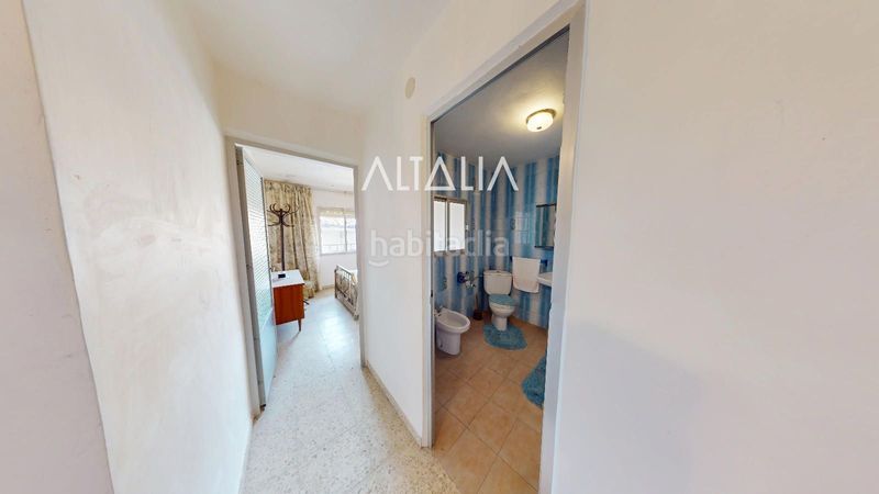 Foto 888ff846-4b44-40bb-a7ac-9f372f0931bc. Casa amb aparcament a Poyatos