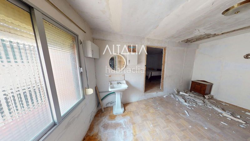 Foto 987d91ae-4967-4573-8de0-72b9b5005495. Casa amb aparcament a Poyatos