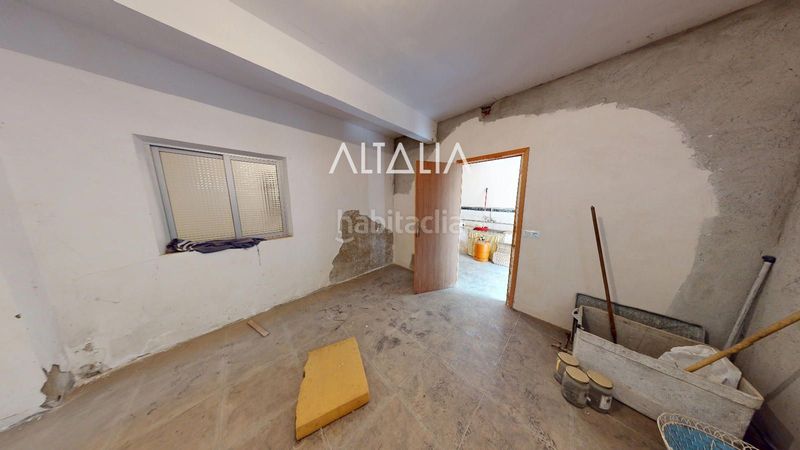 Foto a6c7d0b3-da07-40b2-8b43-003b2bb8a82e. Casa amb aparcament a Poyatos