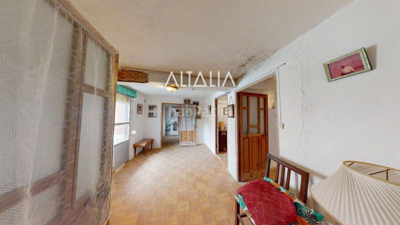 Foto e6df4d20-a428-4d39-ab4b-76b846cd6444. Casa amb aparcament a Poyatos