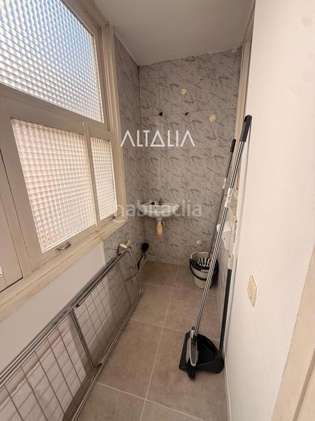 Foto 45a2068d-1f52-4f09-a7b4-62f4bdc7f60a. Rent flat with heating in Centro Cuenca