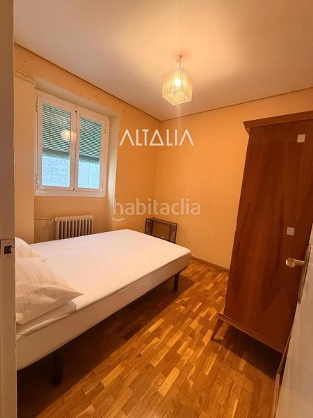 Foto 7d5aed2b-fff1-4d23-89e9-39a96df53a34. Rent flat with heating in Centro Cuenca