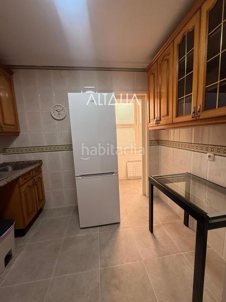 Foto 8d65b2dc-3f42-4853-8bfe-6a0eaa2e8c43. Rent flat with heating in Centro Cuenca