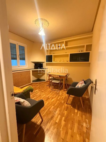 Foto c6401671-ffed-478a-94a4-d45e2c702a83. Rent flat with heating in Centro Cuenca
