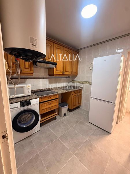 Foto f416e324-88be-4a3d-b21b-387ea4b039c2. Rent flat with heating in Centro Cuenca