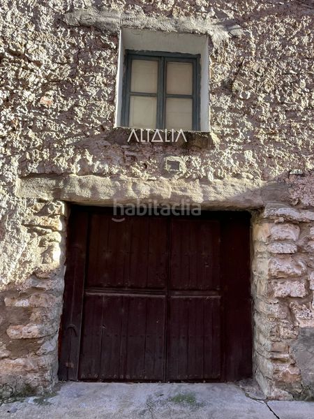 Foto 3521a9e1-2a5c-47dd-a8dd-7e47a64e7759. House with parking in Tragacete