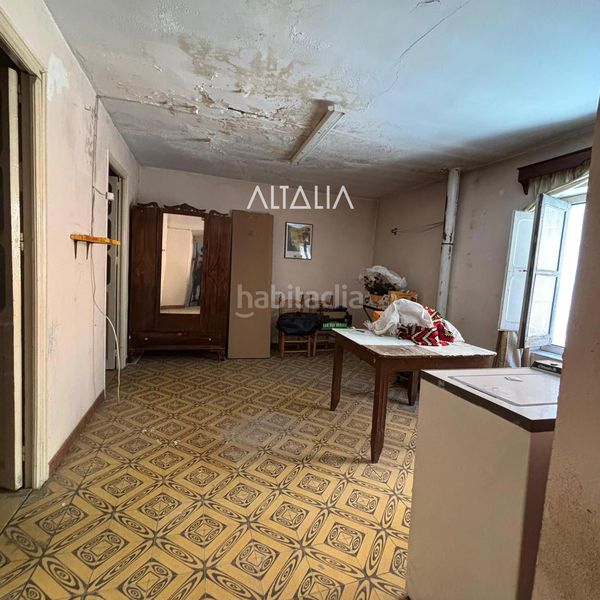 Foto c32a3ba0-8f1b-4a0d-99eb-36c4ce929a40. House with parking in Tragacete