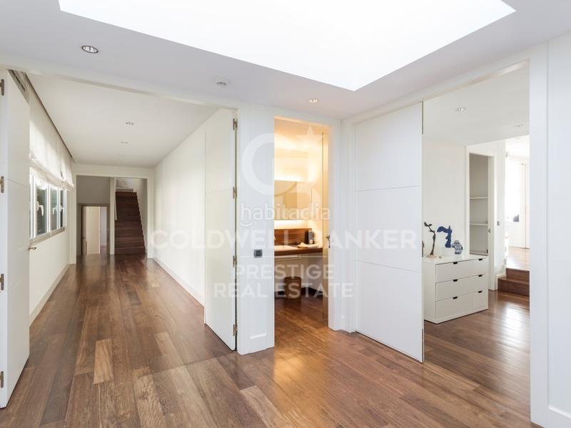 Foto 940219c7-2ce5-4ac2-9aa4-a113e43b9fa6. Maison avec parking piscine dans Sarrià Barcelona