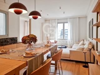 Appartement à Barri de les Corts. Piso reformado en venta en avda sarrià les corts