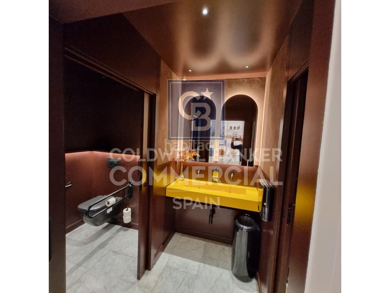 Foto 0b6ece6e-f372-4365-bea2-329bf140ff34. Rent business premise in L´Antiga Esquerra de l´Eixample Barcelona