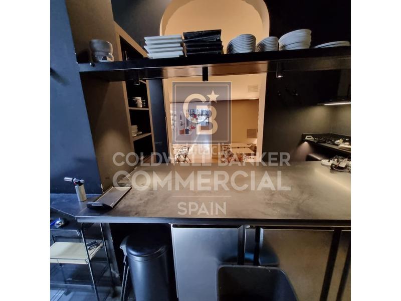 Foto f6cf4d1c-df06-4e8f-a8b4-d0e17c7339fb. Rent business premise in L´Antiga Esquerra de l´Eixample Barcelona