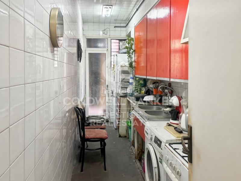 Foto 2ceafc6d-b093-4a15-836d-76cf1ff3a634. Piso  con muchas posibilidades en eixample izquierdo en Barcelona