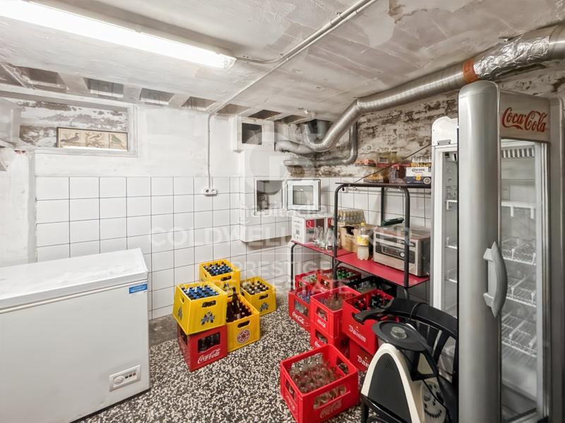 Foto 462c2822-4b5b-424e-8802-92bb0ad2fad0. Traspaso local comercial local con licencia c3 mixto en funcionamiento en Barcelona