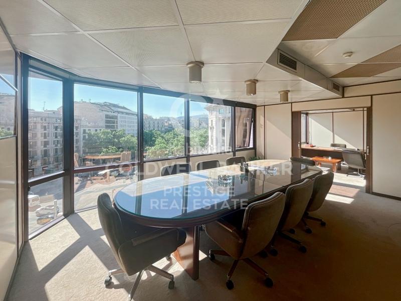 Foto 0f55fcf4-3c7c-4d24-b2b9-4111f2424ed3. Oficina a Dreta de l´Eixample Barcelona