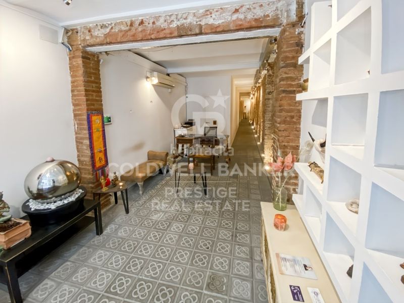 Foto c06c70b9-9ead-485b-9df7-445468a211c9. Local comercial a L´Antiga Esquerra de l´Eixample Barcelona