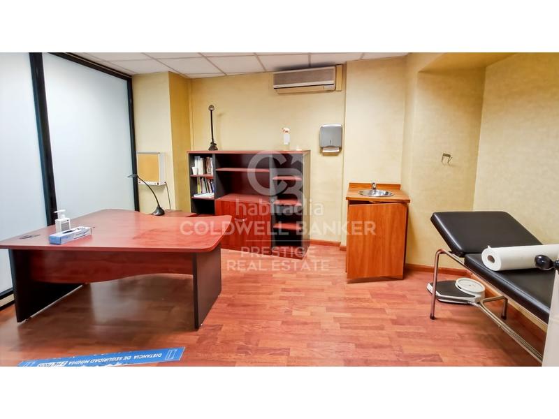 Foto a7d20740-750d-4420-b0c3-cfce7a7a9e85. Locale commerciale in Sant Andreu de Palomar Barcelona