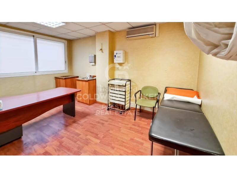 Foto ff85dddb-25ff-46c2-8bf3-ace7300219d0. Locale commerciale in Sant Andreu de Palomar Barcelona