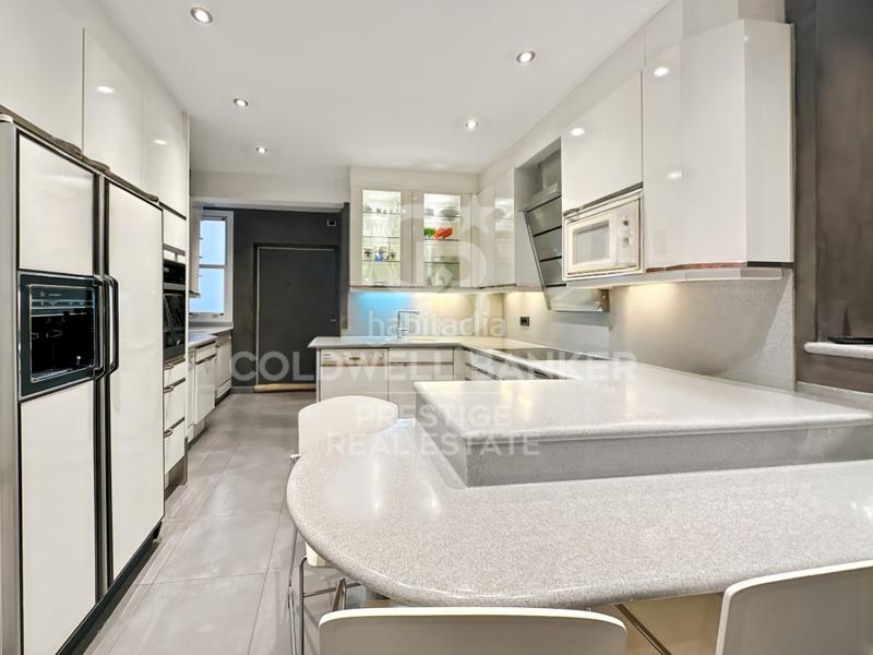 Foto 8d4da9b9-f6e3-412e-accc-e1e99c65463c. Piso exclusivo piso en vía augusta , en Sant Gervasi - Galvany Barcelona