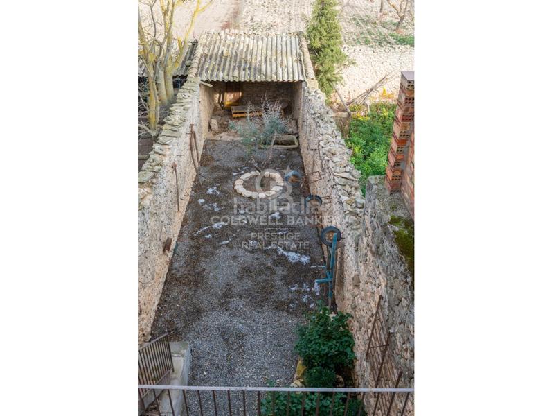 Foto a4a26f03-4ea5-4234-902c-00fdbde61d85. Haus mit parking in Almatret