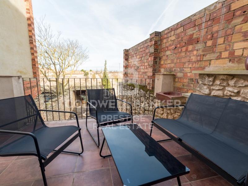 Foto f95b4c4f-d1aa-44be-b638-c46f625ddc68. Haus mit parking in Almatret