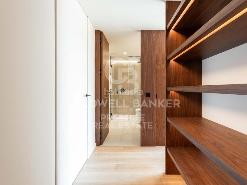 Foto 3bfb5b7c-6cc7-40e6-97b6-00d5ee341f9e. Dachwohnung mit parking in Fort Pienc Barcelona